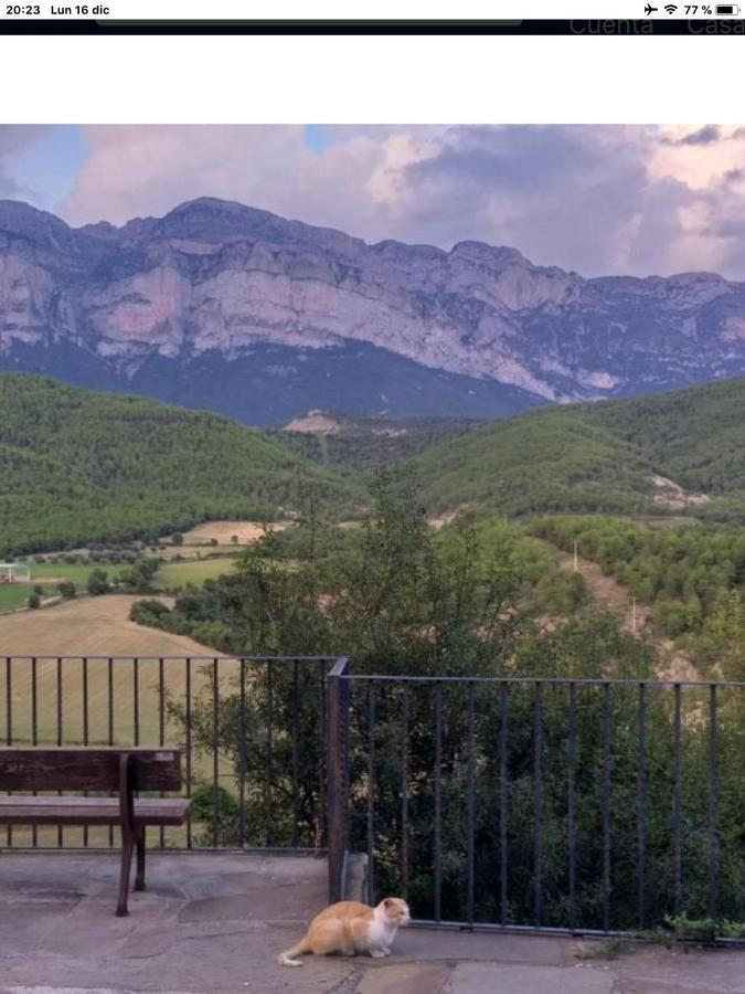 Vistas A La Montana En Un Pueblo Con Encanto. El Pueyo de Araguás Exterior foto